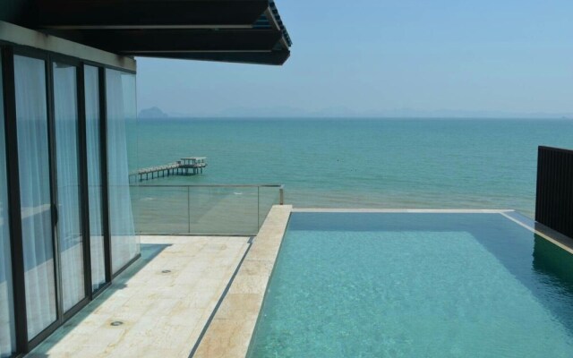 Tananza Pool Villa Siray Phuket