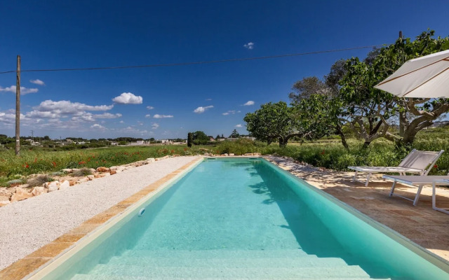 4003 Brunaldi Trulli by Perle di Puglia