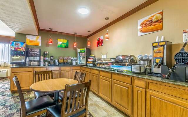 Quality Inn I-74 Batesville