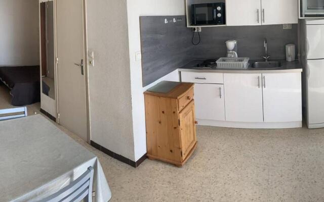 Appartement Balaruc-les-Bains, 1 pièce, 2 personnes - FR-1-571-11