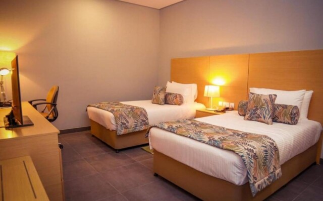 Top Ayla Ibri Hotel And Mall