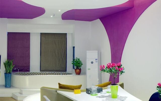 Huaqianshu Date Theme Design Hotel