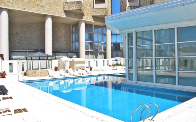 Torres De Manantiales Apart Hotel 