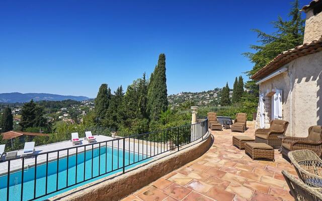 L'ORANGERAIE VI2077 by RIVIERA HOLIDAY HOMES