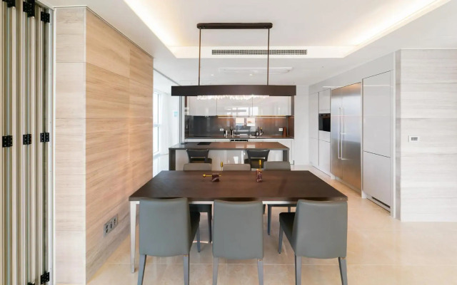 Newcz Lct Residence