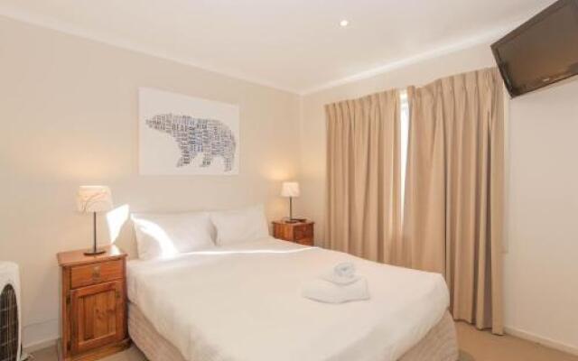 Boronia 4/30 Nettin Circuit