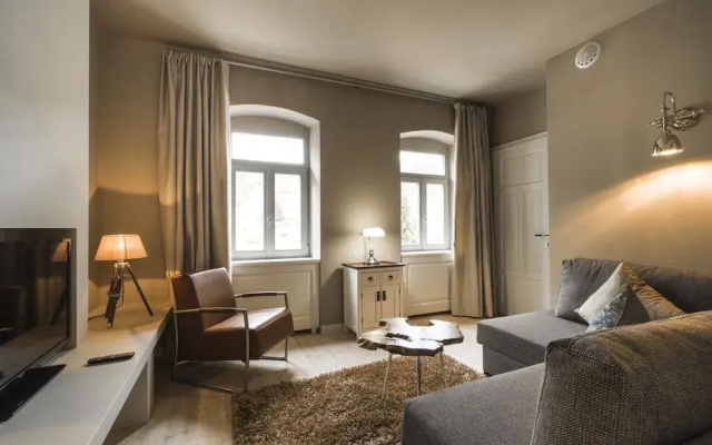 BS Luxury Apartment