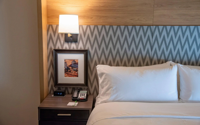 Holiday Inn & Suites Savannah Airport - Pooler by IHG