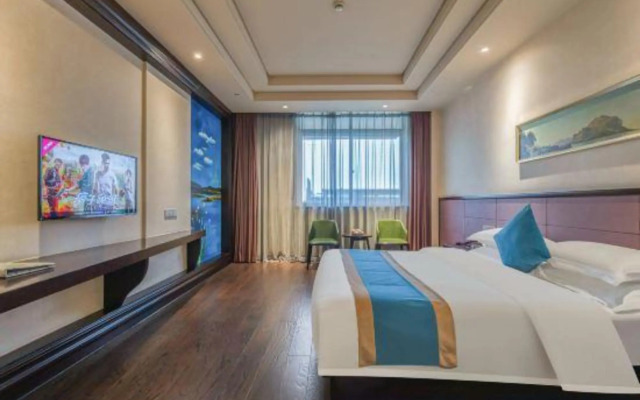 Four Seasons Qingteng Hotel (Beilun Chunxiao Wanren Beach)