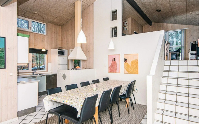 10 Person Holiday Home in Glesborg-by Traum