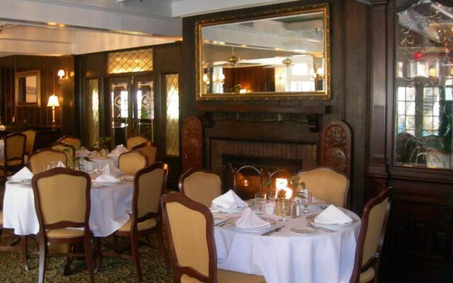 Historic Santa Maria Inn