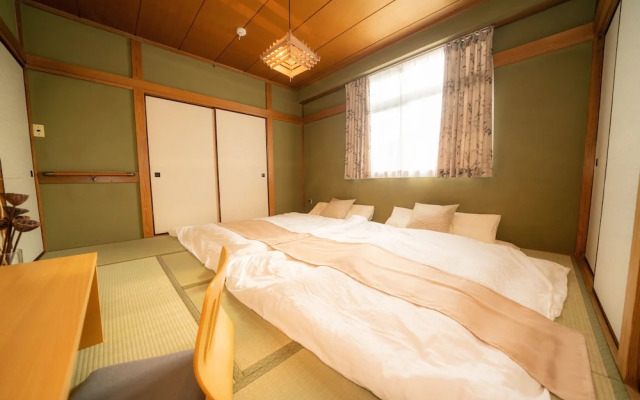 Fujimi Room