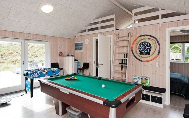 Scenic Holiday Home in Rømø with Hot Tub & Sauna