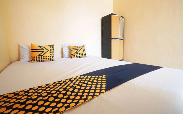 Hotel O Homestay Bu Sun SyariahNearTaman Rekreasi & Pemandian Taman Suruh