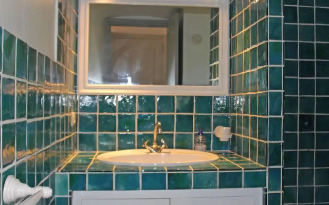 Alluring Villa in La Croix Valmer With Swimming Pool