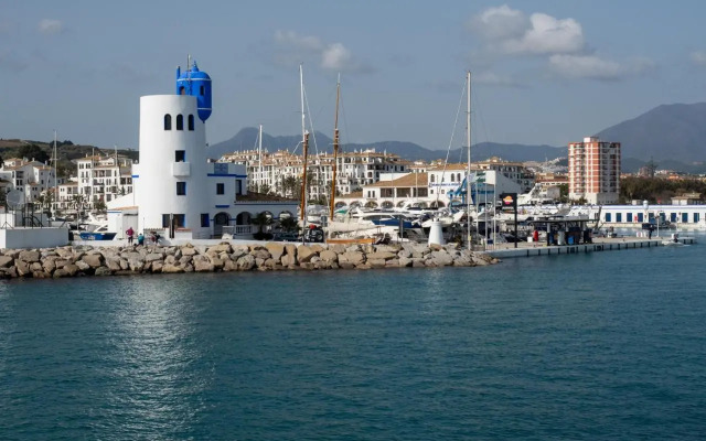 2263-Beautiful apt close from beach