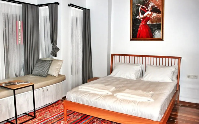 Hotel Million Old City