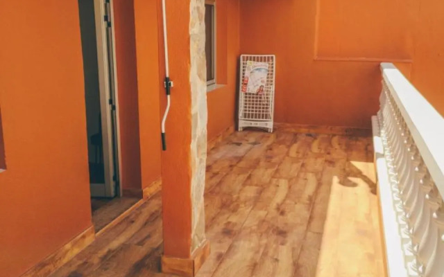 San Isidro. 2 rooms. Quiet terrace