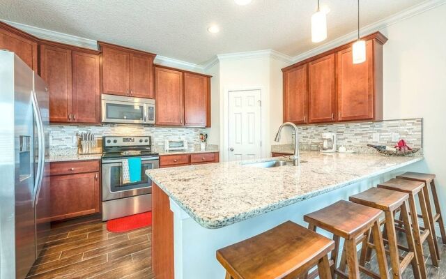 Luxury Living - Modern Beach Townhouse