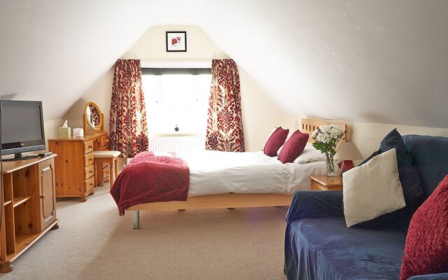 Little Hayes Guest House