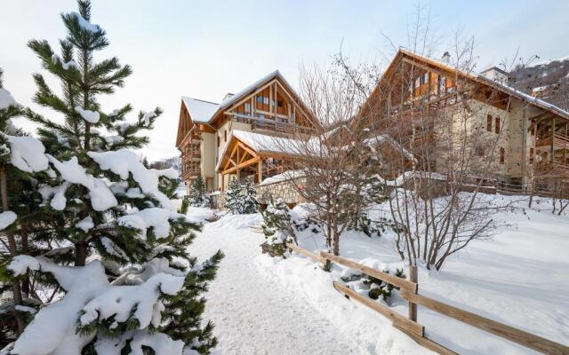 Lagrange Vacances Les Chalets du Galibier