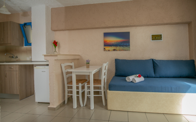 Mareva Hotel Apartments