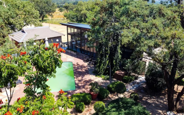 Thaba Legae Guest Lodge
