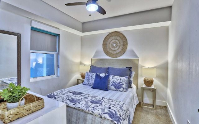 Oceana 204 East