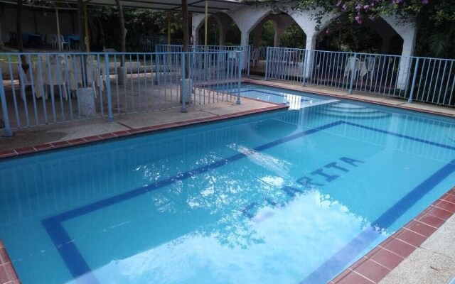 Centro Recreacional Villa Clarita