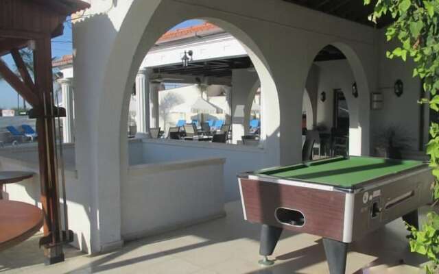 Tsialis Hotel Apartments