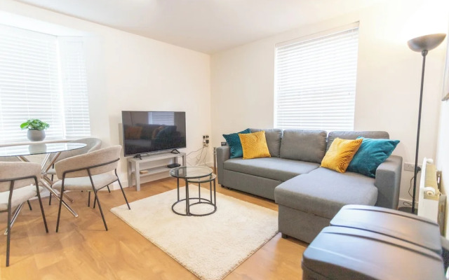 Bedford Meadows Apartment