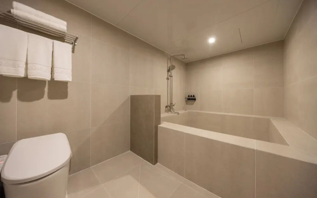 AanK Hotel & Spa Pyeongtaek