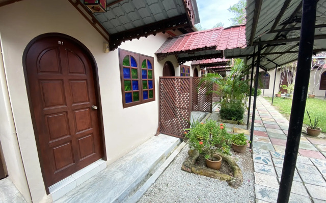 Sabak Awor Resort