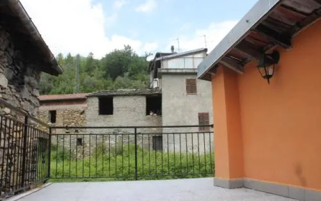 Country House in Valle Arroscia