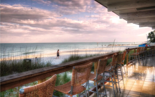 Naples Beach Club, a Four Seasons Resort