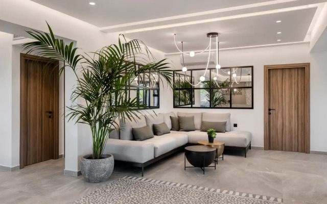 Sezian Boutique Homes & Villas