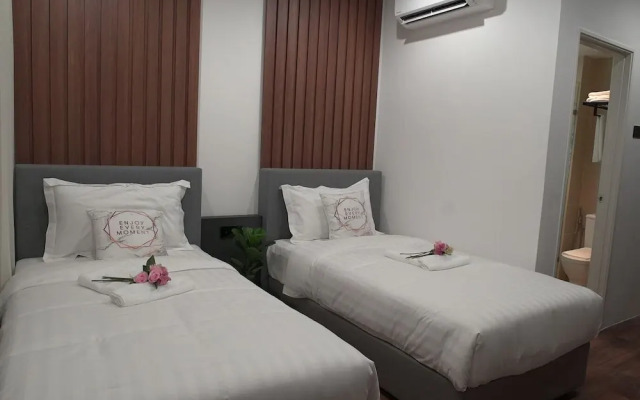 Regatta Suites Kuching