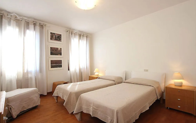 City Apartments - Lara