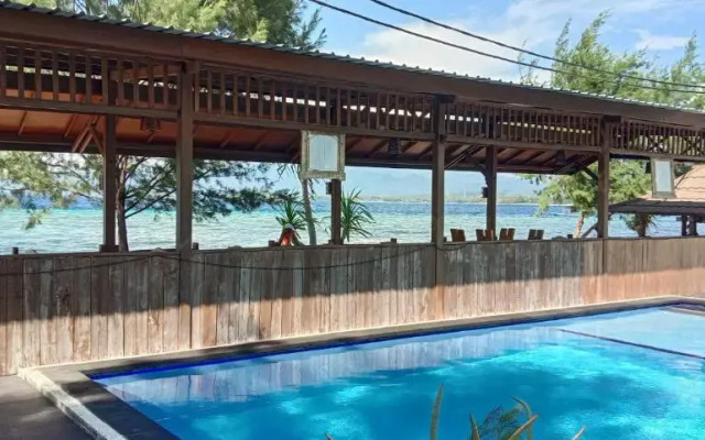 Oyo 1133 Gusung Indah Bungalow & Restaurant