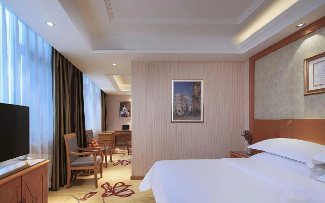 Vienna 3 Best Hotel (Nanchang Qingshan Lake) – Guest Rooms – Nanchang