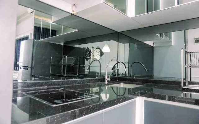 Modern And Comfy 1Br At M-Town Signature Apartment