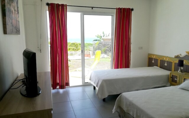 House With 3 Bedrooms in Le Moule, With Wonderful sea View, Furnished