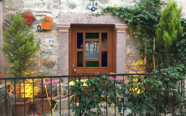 Cunda TheLara Otel