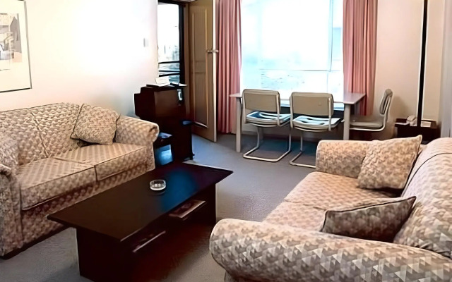 Clayton Monash Motor Inn & Serviced Apartments