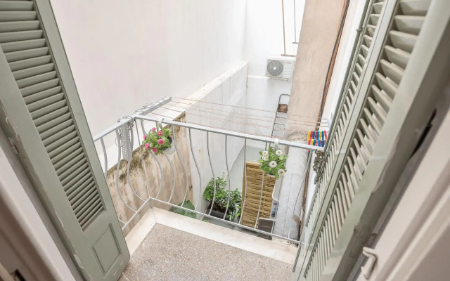 Rare Find Near Acropolis!