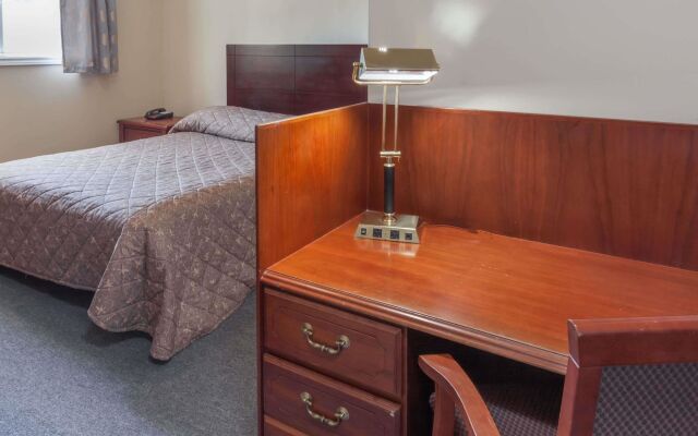 Lincoln Inn Fredericton