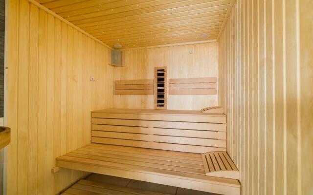 Fantasy studio- Spa n Pools beach resort