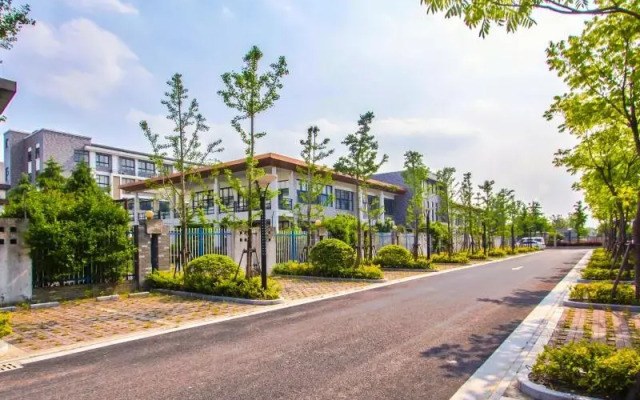 GreenTree Inn Jiaxing Qixing Town Goverment