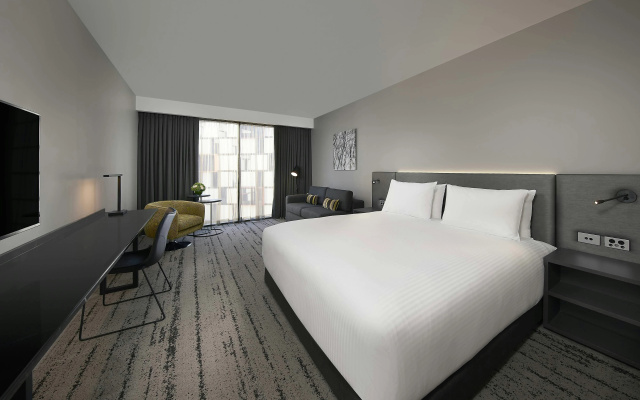 Courtyard by Marriott Brisbane South Bank – Guest Rooms – Brisbane
