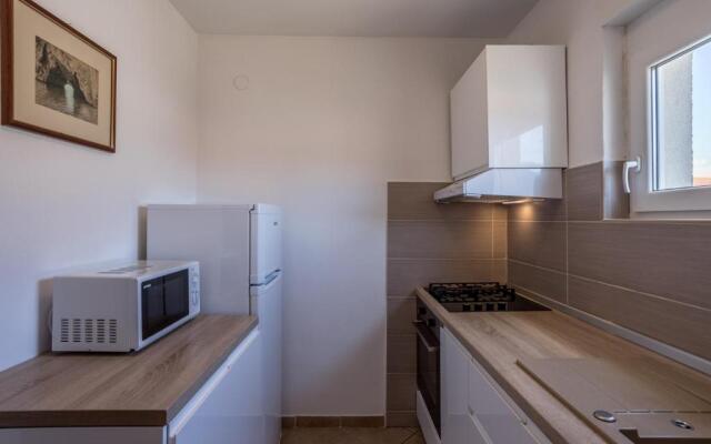 Spacious apartment with three double bedrooms